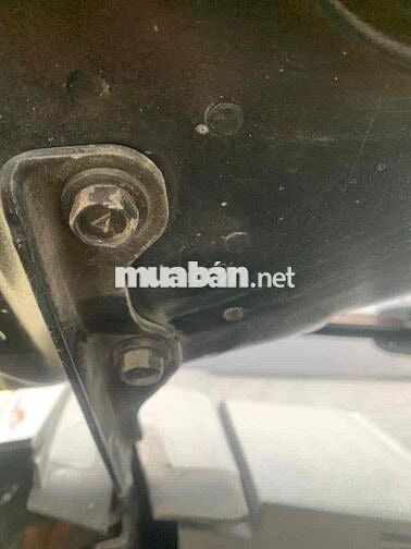 Chevrolet Trailblazer 7 chỗ Số sàn Đen