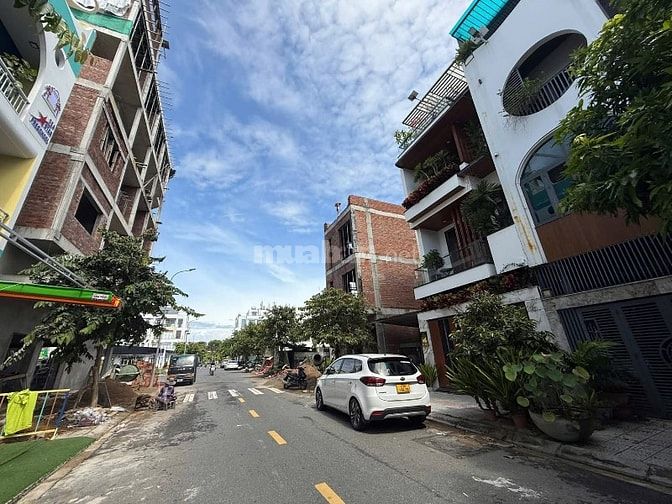 Chính chủ bán lô đất đẹp HÒA PHÚ 28, gần Nguyễn Sinh Sắc