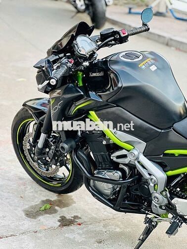 Mạnh Hà Motor bán Kawasaki Z900 2020 nét keng