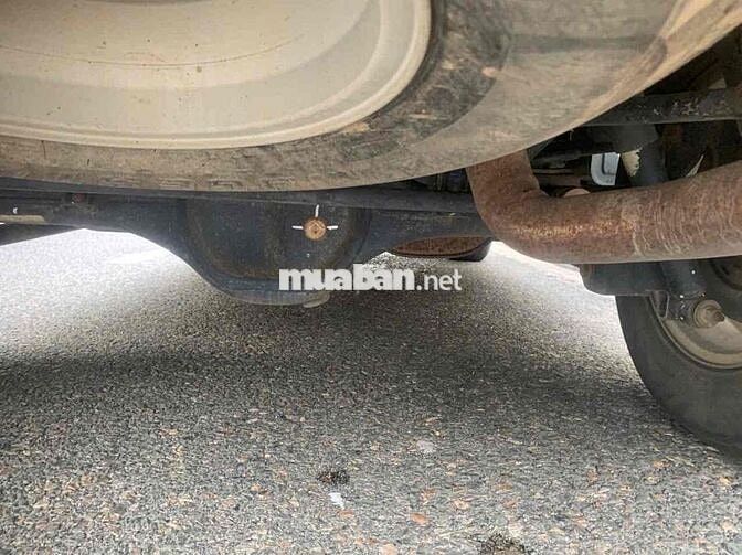 Chevrolet Trailblazer 7 chỗ Số sàn Đen