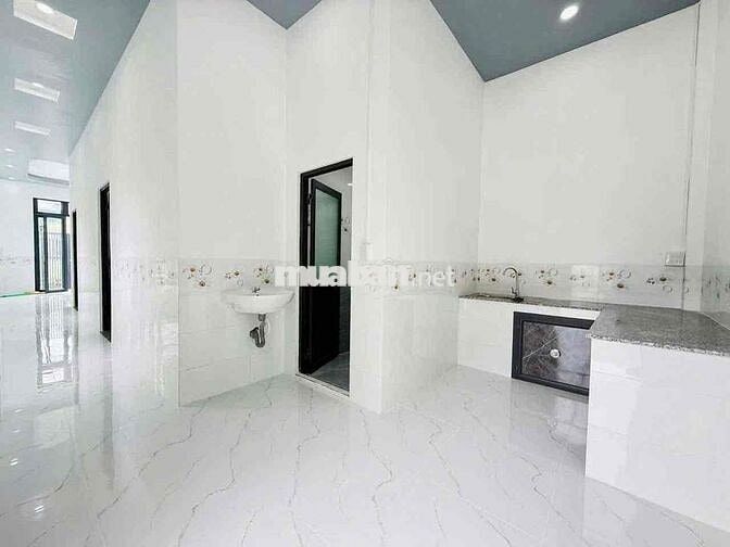 cần bán gấp nhà xã đa phước , bình chánh , hcm