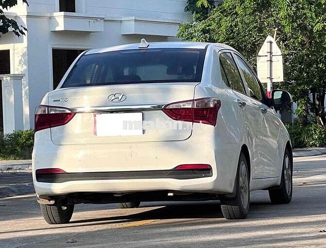 Hyundai Grand i10 Sedan 1.2 AT sản xuất 2020