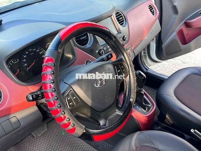 Hyundai Grand i10 Sedan 1.2 AT sản xuất 2020