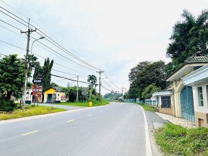 ​Nhà Mặt Tiền TL15: 1341m2 Đường Container Thông - Sẵn Nhà Cấp 4,