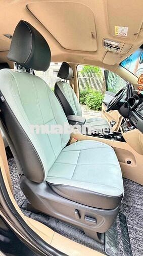 Kia Sedona 2.2D LUXURY sản xuất 2021