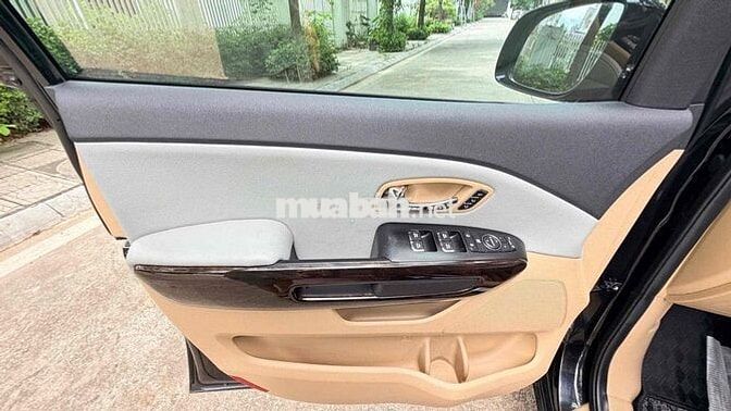 Kia Sedona 2.2D LUXURY sản xuất 2021