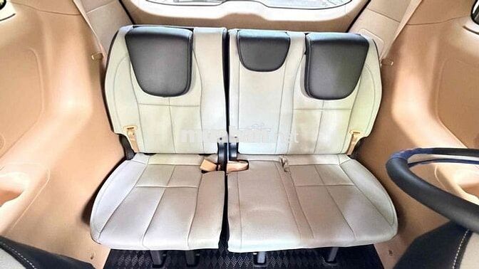 Kia Sedona 2.2D LUXURY sản xuất 2021