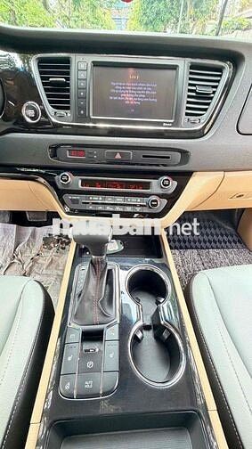 Kia Sedona 2.2D LUXURY sản xuất 2021