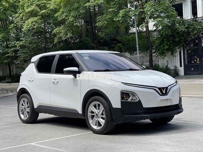VinFast VF5 Plus mua pin sản xuất 2025