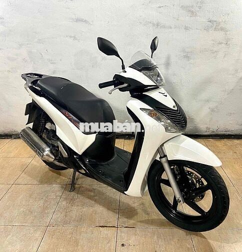 Honda SH 125 Trắng up áo ý