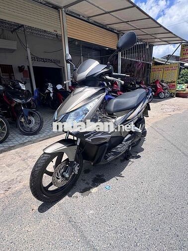 Honda Air Blade Fi màu Nâu
