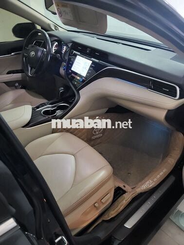 Toyota Camry 2020 2.5Q Đen