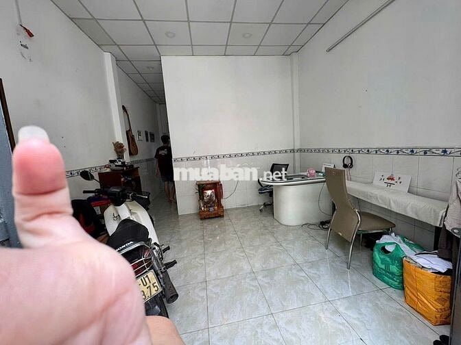 Cho thuê nhà 2pn hẻm 4m đường Âu Cơ quận Tân Bình