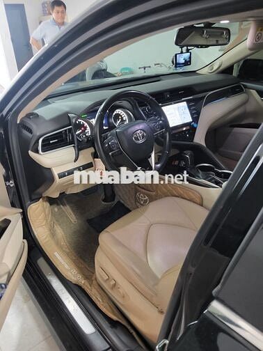 Toyota Camry 2020 2.5Q Đen