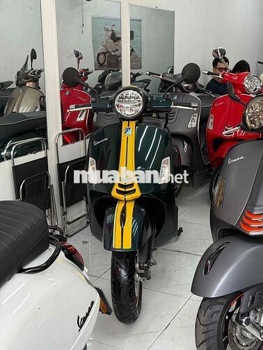 Piaggio Vespa GTS 150 2021 Xanh Racing chính chủ
