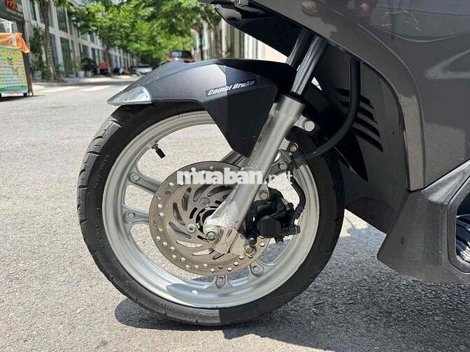 Honda Air Blade 125 odo 28k biển số 71