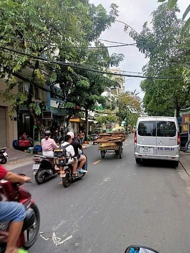 Nhà 4 tầng căn góc đường 12 m Tân quy quận 7. DT 9*26, 30 tỷ.