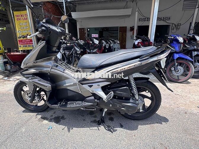 Honda Air Blade Fi màu Nâu