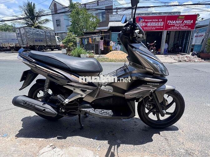 Honda Air Blade Fi màu Nâu