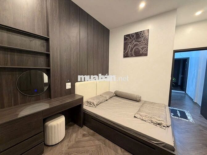 HOT ĐỐNG ĐA 5 TẦNG THANG MÁY 6P KK NGÕ RỘNG NỘI THẤT HIỆN ĐẠI Ở NGAY