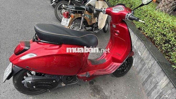 Piaggio Vespa Sprint Đỏ 2021