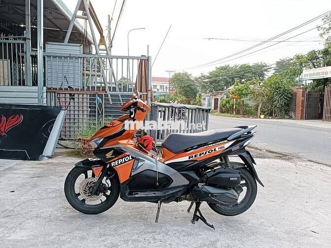 Honda Air Blade 2016