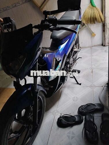 Suzuki Raider R150 Xanh đen