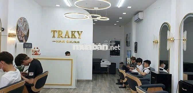 NHÀ MẶT TIỀN ĐƯỜNG ÂU CƠ 4,5X16M 3L VỊ TRÍ ĐẸP KD SÔI ĐỘNG 