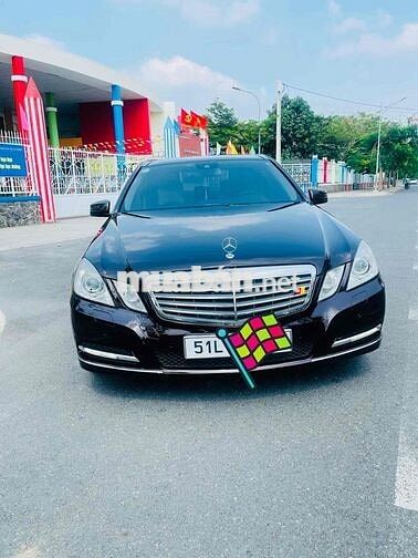 Mercedes-Benz E 300 2011 Đen 140000 km