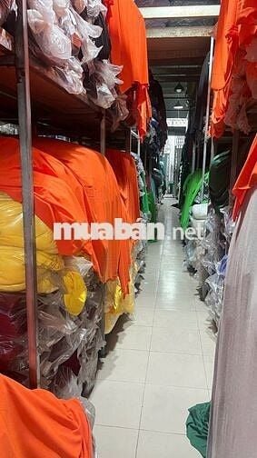 CHO THUÊ NHÀ MT BÌNH LONG GẦN BỐN XÃ : 5 x 45 M cấp 4 cũ
