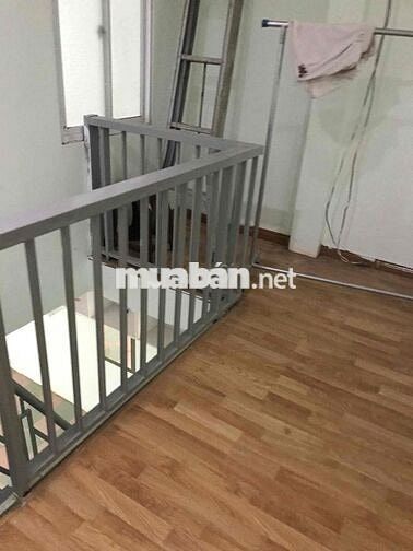 nhà nguyên căn hẻm xe tải khu Phạm Hùng sầm uất