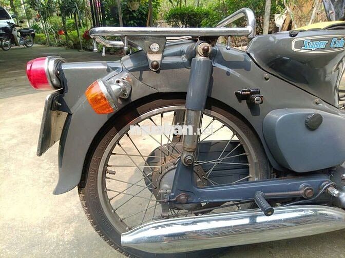 Honda Cub 79/70 Trắng, Đen Đã sử dụng
