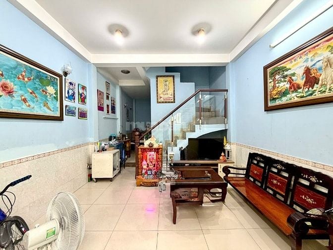 CHÍNH CHỦ BÁN NHÀ HẺM,GẦN PHẠM VĂN ĐỒNG BÌNH THẠNH.
