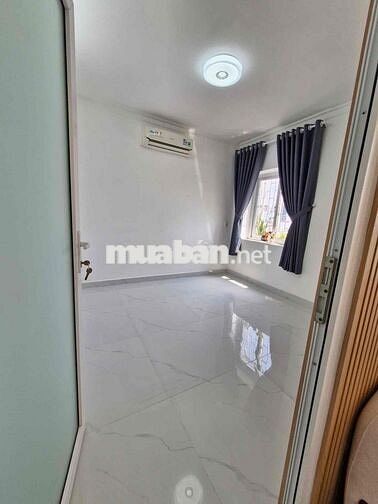 Giá: 4T900 (TL)  - CC PHAN XÍCH LONG ~70M² – 3PN  🏡 DT: ~70m² 🛏 Công n
