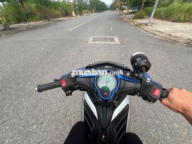 LC135 68+ pô êm đít zin