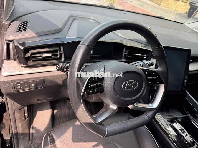Hyundai Custin 2023 1.5 Đặc biệt 34000 km Đen