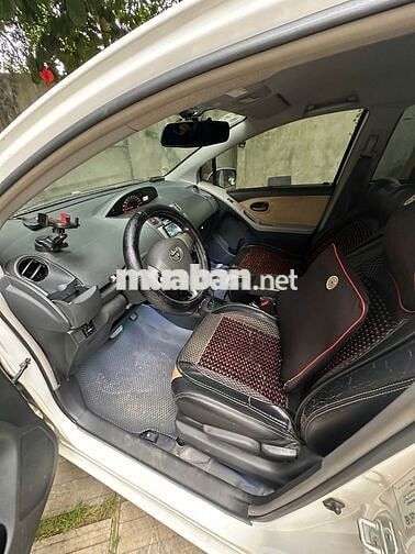 Toyota Yaris 2009 Trắng 170000 km
