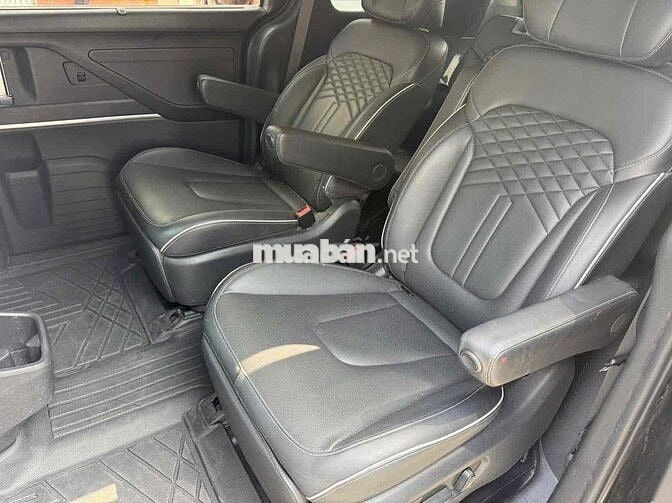 Hyundai Custin 2023 1.5 Đặc biệt 34000 km Đen