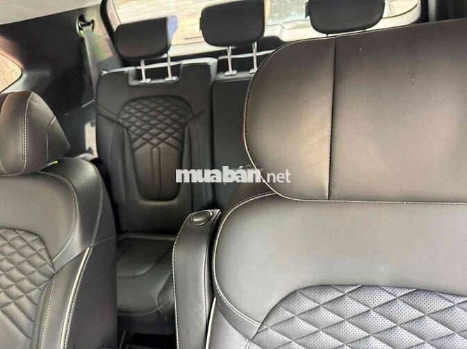 Hyundai Custin 2023 1.5 Đặc biệt 34000 km Đen