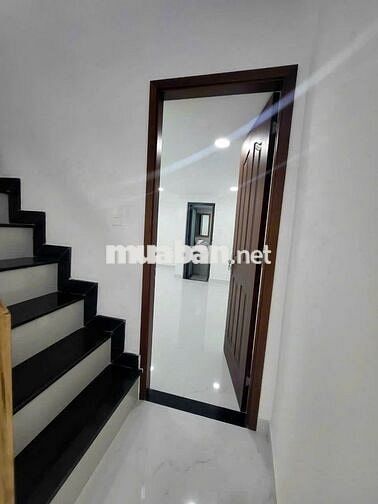 Nhà đẹp giá tốt HXH Nguyễn Bá Tuyển P.12 Q.Tân Bình Giá 3,150Tr 32,2m2