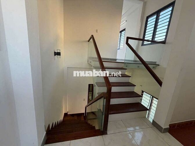 Bán nhà  3 mê 2 mặt  kiệt  ô tô  Nguyễn Công Hoan 