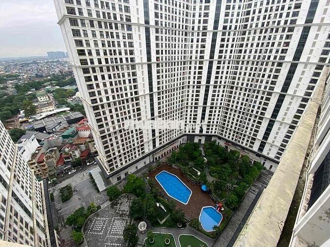 Chung cư Tân hoàng Minh 36 Hoàng Cầu 7,5 tỷ sổ đỏ 70 m view bể bơi