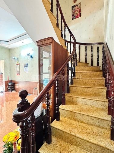3 TỶ 050 - Gía tốt mua làm tài sản - Cần bán gấp nhà Hai Bà Trưng - Q3
