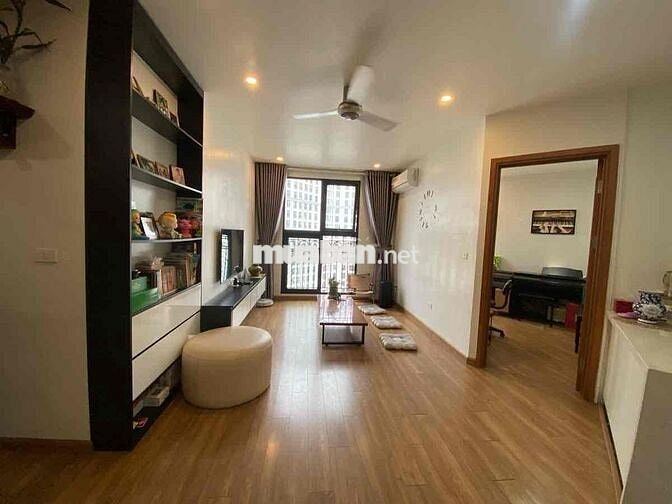 Chung cư Tân hoàng Minh 36 Hoàng Cầu 7,5 tỷ sổ đỏ 70 m view bể bơi