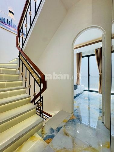 Nhà Hẻm 4m Âu Dương Lân,P3Q8,DT 3,5mx10m, 2 Lầu,Sân Thượng,3 PN,3 WC