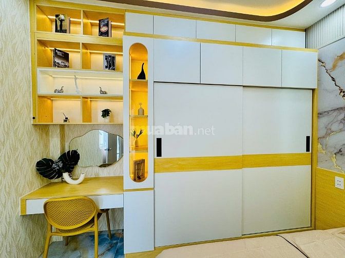 Nhà Hẻm 4m Âu Dương Lân,P3Q8,DT 3,5mx10m, 2 Lầu,Sân Thượng,3 PN,3 WC