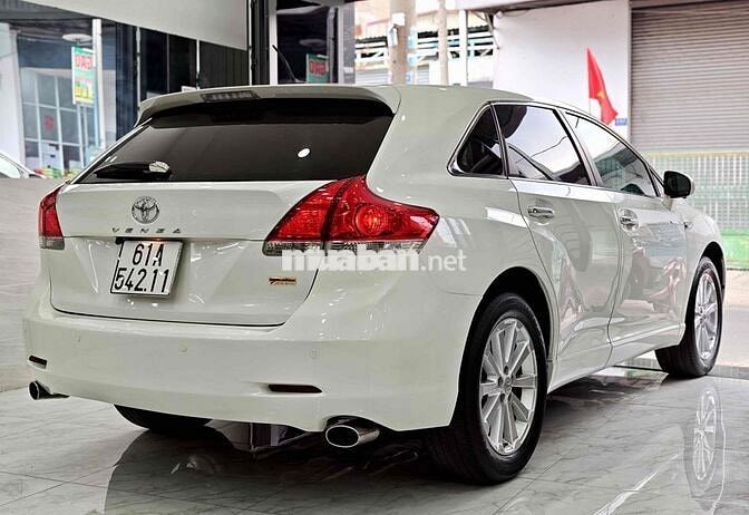 Toyota Venza 2009 2.7 màu trắng cực mới.