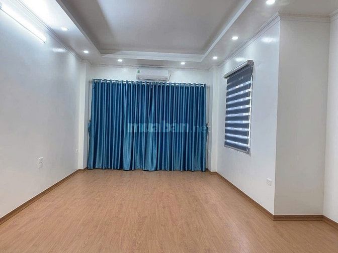 Cho thuê nhà lô góc , ô tô, kinh doanh, 40mx5 tầng, Hoàng Mai giá 15tr