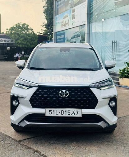 Toyota Veloz Cross Top Trắng