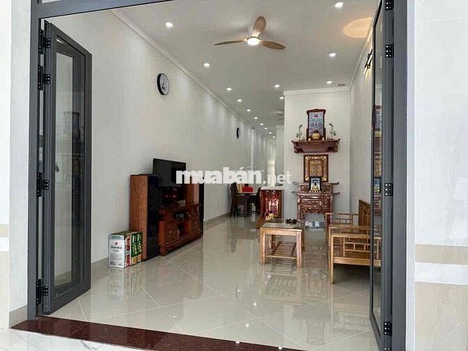 nhà cho thuê mặt tiền võ văn kiệt 3pn